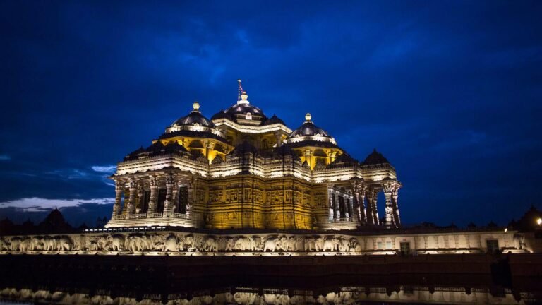 akshardham_monument_night-004